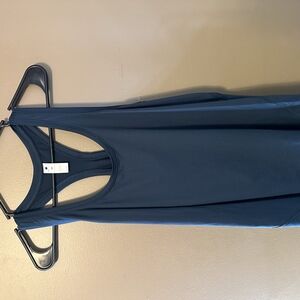 Yogalicious tank top size medium